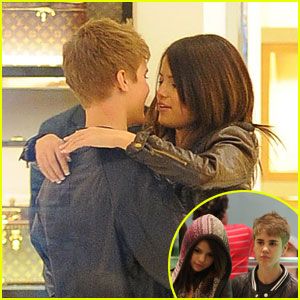 selena-gomez-justin-bieber-birthday.jpg